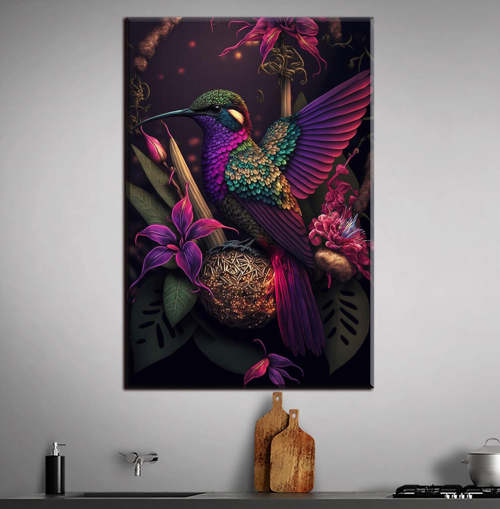 Kolibrík medzi tmavými kvetmi — interiér 2