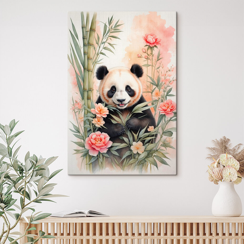 Panda medzi ružovými kvetmi v interiéri