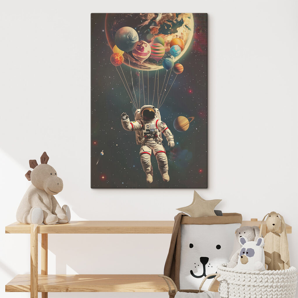 Astronaut s planétovými balónmi v interiéri