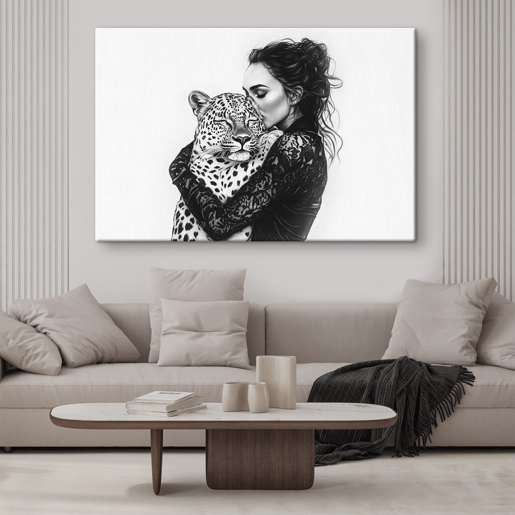 Objatie s leopardom — interiér 1