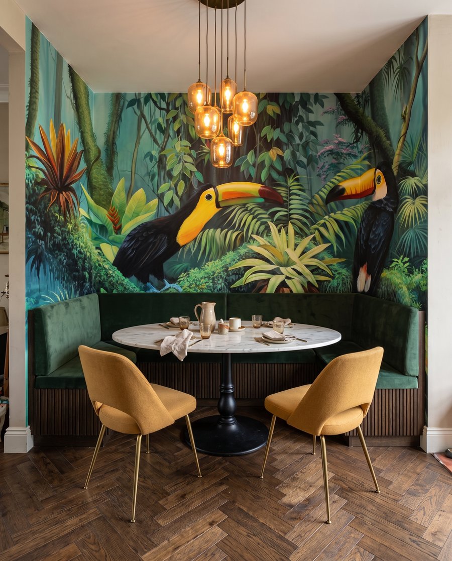 Tukany pri tropickej vode — interiér 6