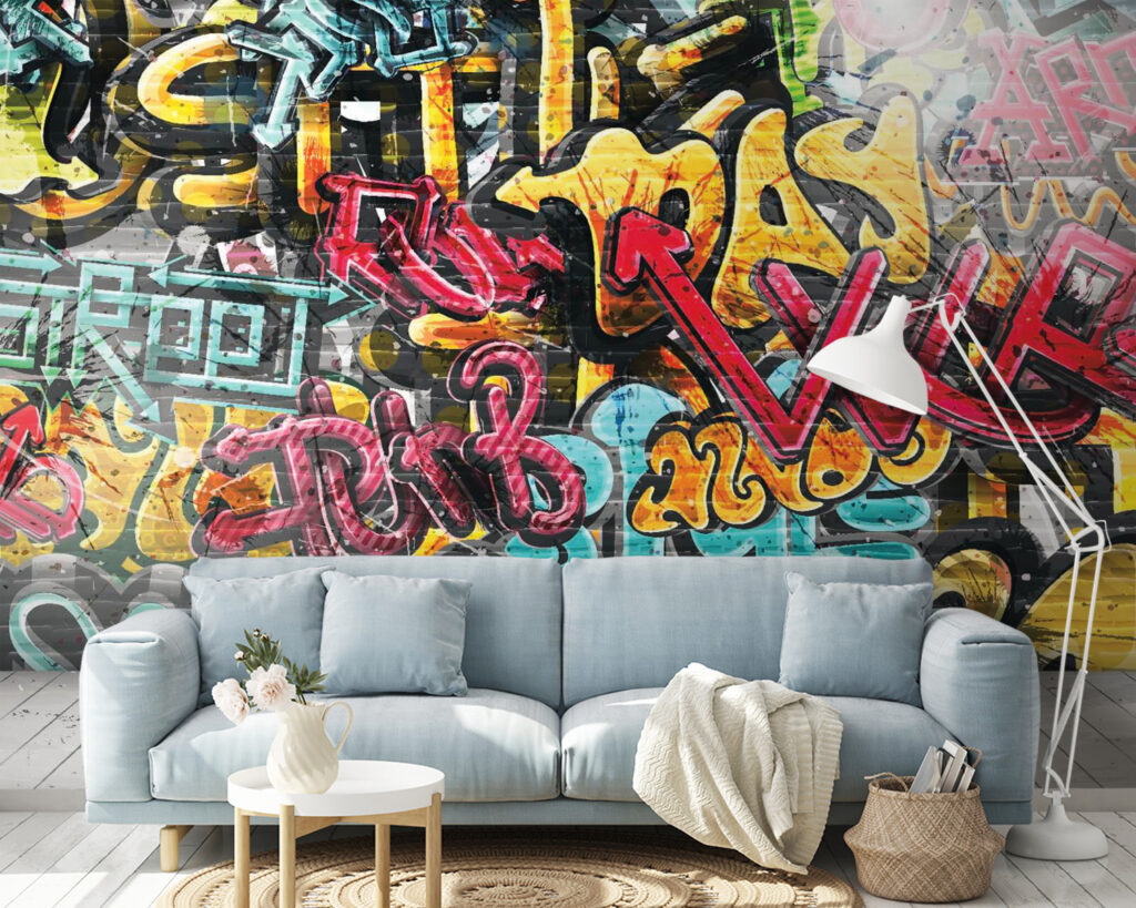 Stena plná graffiti — interiér 1